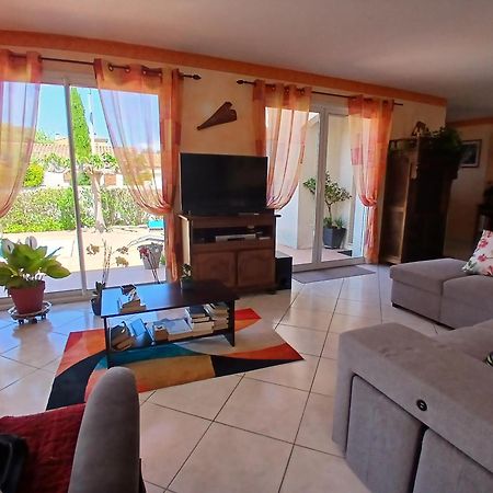Lauriers Roses Bed & Breakfast Puisserguier Bagian luar foto