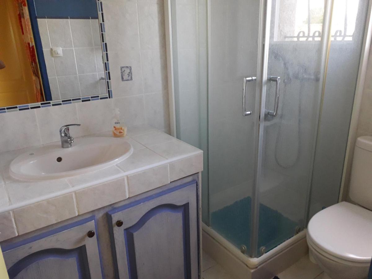 Lauriers Roses Bed & Breakfast Puisserguier Bagian luar foto