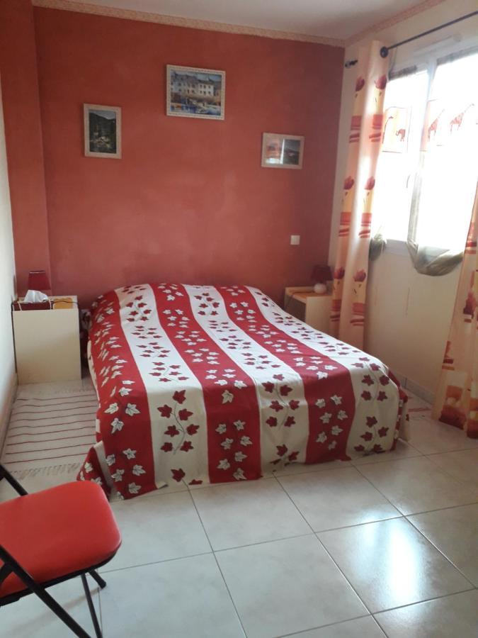 Lauriers Roses Bed & Breakfast Puisserguier Bagian luar foto