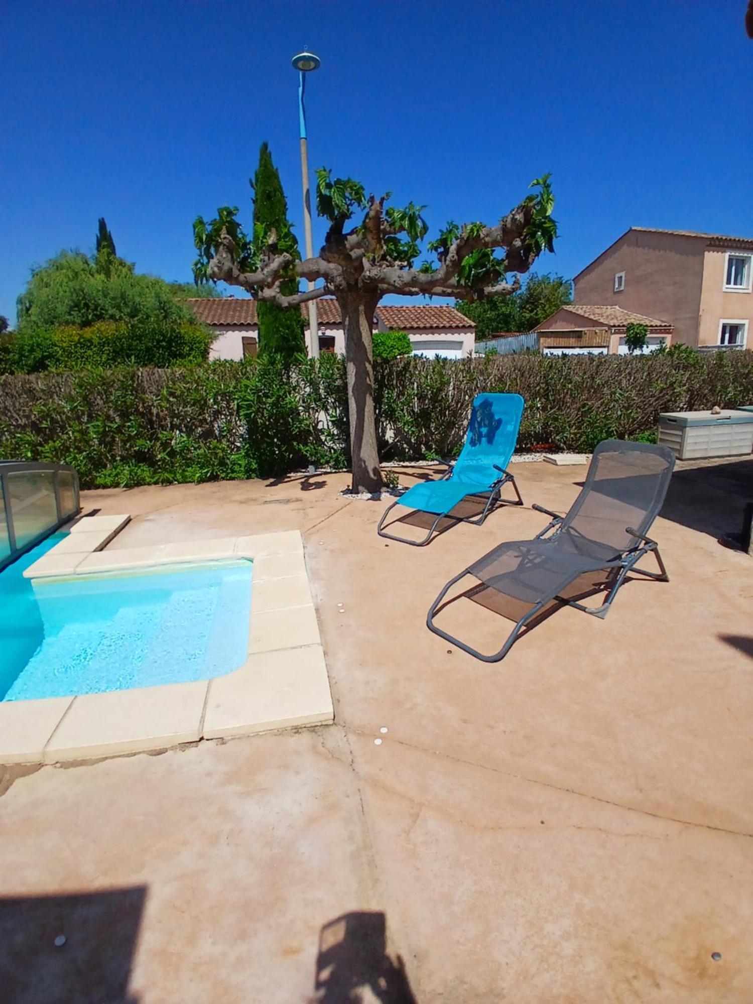 Lauriers Roses Bed & Breakfast Puisserguier Bagian luar foto